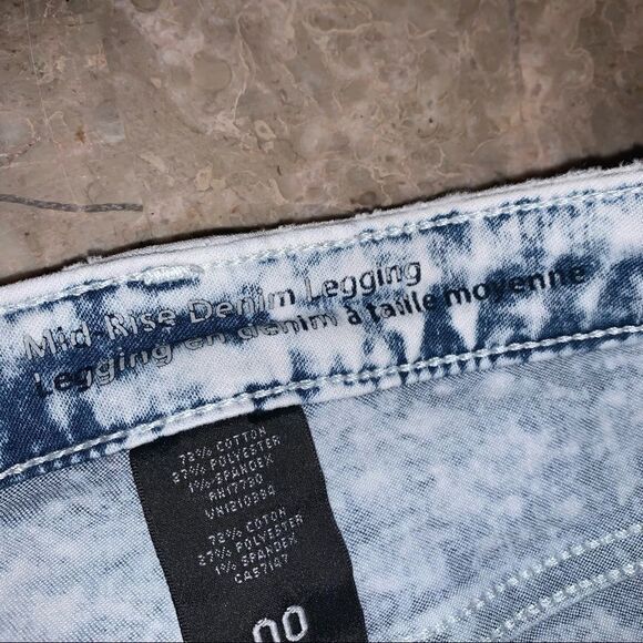 Mossimo Mid-Rise Denim Legging size 00 whitewash - Picture 3 of 7